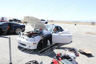 media/May-18-2022-Open Track Racing (Wed) [[f96b7d3cf4]]/Around the Pits/